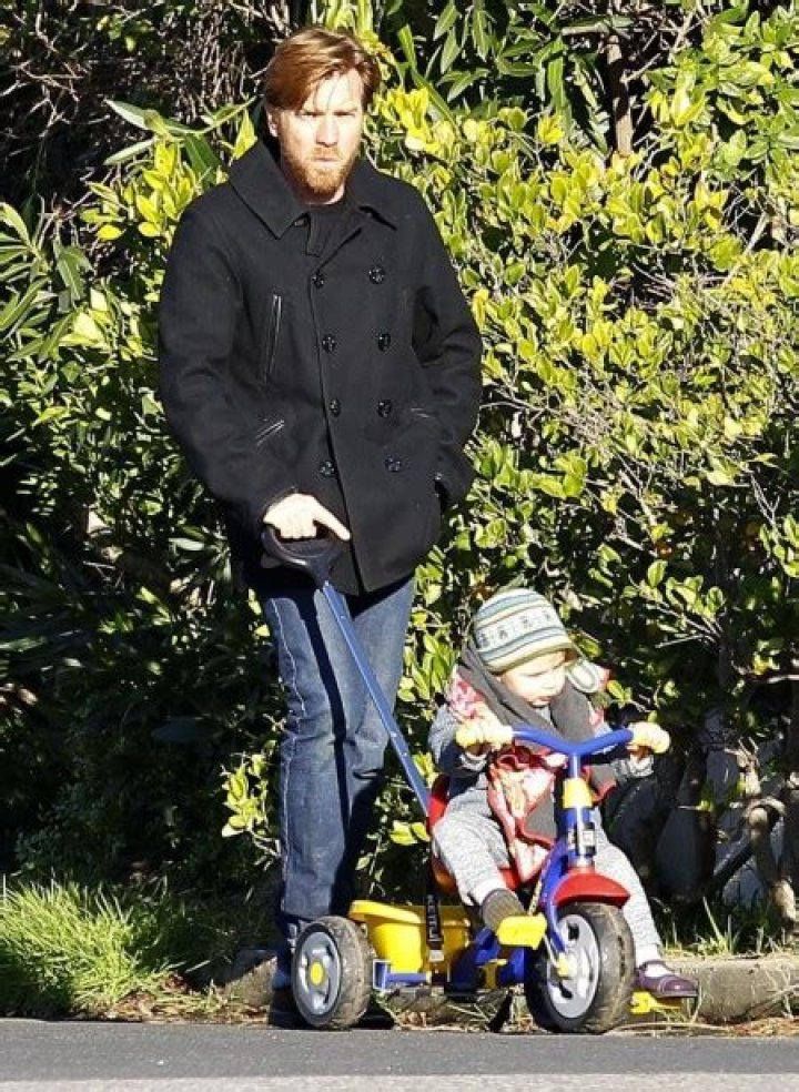 Is Anouk McGregor Adopted? Untold Facts About Ewan McGregor’s Daughter