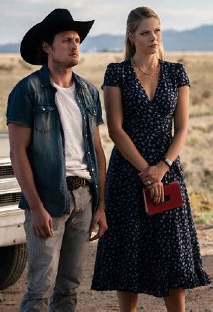 Lily Cowles – Parents, Boyfriend, Husband, Net Worth, Ethnicity